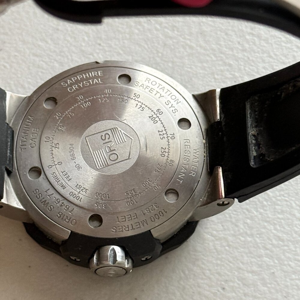 Oris Titanium Automatic Diver Watch 1000m Swiss Made Date Black Dial Mens - Picture 5 of 7